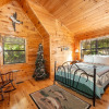 Отель Bama Bear's Den 4 Bedroom Cabin by Redawning, фото 8
