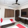 Отель OYO 15861 Hotel Shivganga Comfort Zone, фото 4