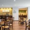 Отель Sleep Inn & Suites Marshall - University Area, фото 11