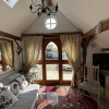 Отель Remarkable 1-bed Cottage Near Henley-on-thames, фото 2