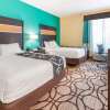 Отель La Quinta Inn & Suites by Wyndham Carlsbad, фото 24