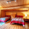 Отель The Log Cabin 2 Bedroom Home by RedAwning, фото 8