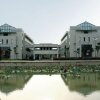 Отель Greeting Hotel - Yiwu в Иу