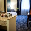 Отель Best Western Plus Dubuque Hotel & Conference Center, фото 35