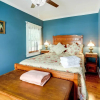 Отель Victorian Vacation Rental Apt in Downtown New Bern, фото 2