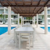 Отель Magia Playa 3bd Penthouse 2f 3 Bedroom Condo by RedAwning, фото 1