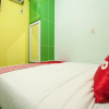 Отель Dinda Residence by OYO Rooms, фото 16