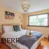 Отель Lovely Apartment by the Hillwood Park-free Parking, фото 4