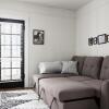 Отель Beautiful Modern Suite in the Heart of Broadway, фото 2