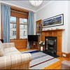 Отель Traditional Scottish Flat with Fireplace, фото 2