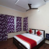 Отель Oyo 15528 Green Roof Hotel & Resort, фото 5