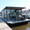 Отель Cozy Houseboat at the Edge of the Marina, фото 15