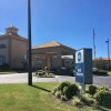 Отель SureStay Plus Hotel by Best Western Roanoke Rapids I-95, фото 25