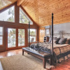 Отель No. 5 Lake Front Dream Cabin Cabin, фото 4
