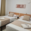 Отель Hostal Arturo Soria, фото 5