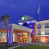 Отель Holiday Inn Express and Suites SELMA, фото 1