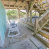 Отель Salty Paradise 4 Bedroom Home by RedAwning, фото 19