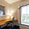 Отель Hampton Inn & Suites Jacksonville Deerwood Park, фото 5