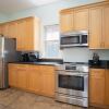 Отель 621 Lyndell Ln Unit B Aqua House, фото 5