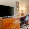 Отель Comfort Inn & Suites, фото 14