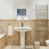 Отель Grand Victorian Apartment in Sought-after Clifton, фото 7