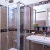 Отель Wonderful Emerald and Gold Apartments with Parking, фото 8