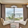 Отель Hermanus Beachfront Lodge, фото 25