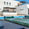 Отель Villa Dreamin With Heated Pool & Hot Tub, фото 21
