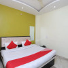 Отель US Residency By OYO Rooms, фото 20