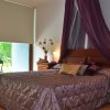 Отель "room in B&B - Paradise is Real at Vale Martinho Sherazad" в Санте-Комбе-Дане