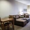 Отель Comfort Suites Hotel and Conference Center, фото 7