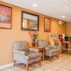 Отель Econo Lodge Milwaukee Airport, фото 12