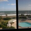 Отель View the ocean at Flagler Beach, Florida во Флаглер-Биче