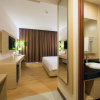 Отель ZEN Rooms Kuta Tuban Suites, фото 13