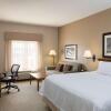 Отель Hampton Inn & Suites State College at Williamsburg Square, фото 23