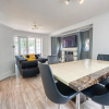 Отель Elegant 5 Bedroom House in Nottingham, фото 21