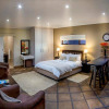 Отель Room in B&B - Guest Lodge, Double bed and Sofa bed max 4 Guests, Near Port Elizabeth, фото 5