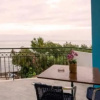 Отель Flat 1 Bedroom - Chrani, фото 5