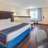 Отель Days Inn by Wyndham Grants, фото 5