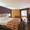 Отель La Quinta Inn & Suites by Wyndham Butte, фото 3