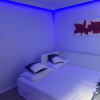 Отель Remarkable 2-bed House in Northolt, фото 16