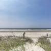 Отель North Myrtle Beach Townhome, 1 Block to Ocean!, фото 15