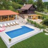 Отель Amazing Home in Zagreb With Outdoor Swimming Pool, Wifi and Outdoor Swimming Pool, фото 32