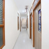 Отель OYO 12745 Hotel Red House, фото 9