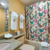 Отель Rodeway Inn Milford  I84, фото 12