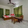 Отель OYO 19645 Corporate Club, фото 13