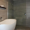 Отель The Mackenzie Suites, фото 10