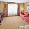 Отель Comfort Inn & Suites, фото 1