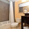 Отель Quality Inn & Suites New York Avenue, фото 10