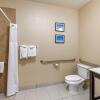 Отель Comfort Inn & Suites, фото 35